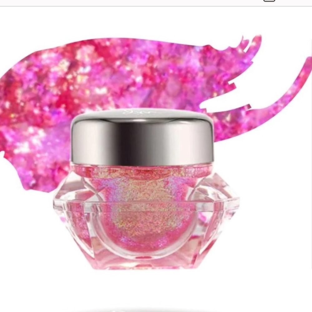 Danessa Myricks Infinite Chrome Flakes Starburst Fluorescent pink w/champagne